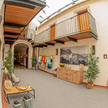 Convent De 4*
