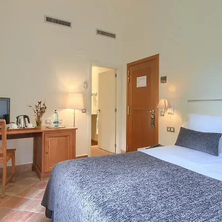 Convent De 4*